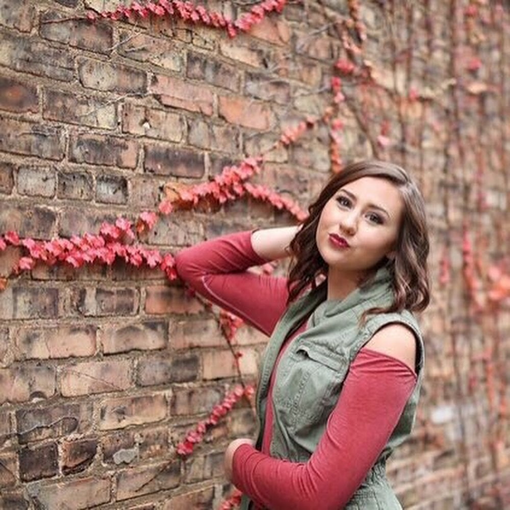 Meet your Posher, Megan